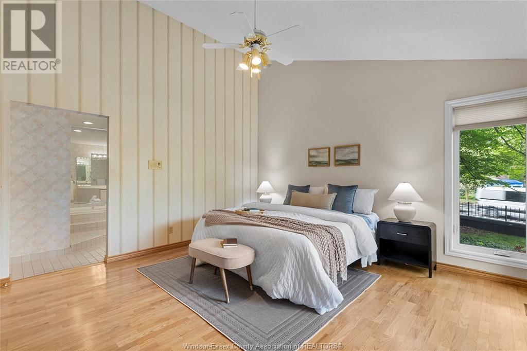 143 MARINE DRIVE Image 19
