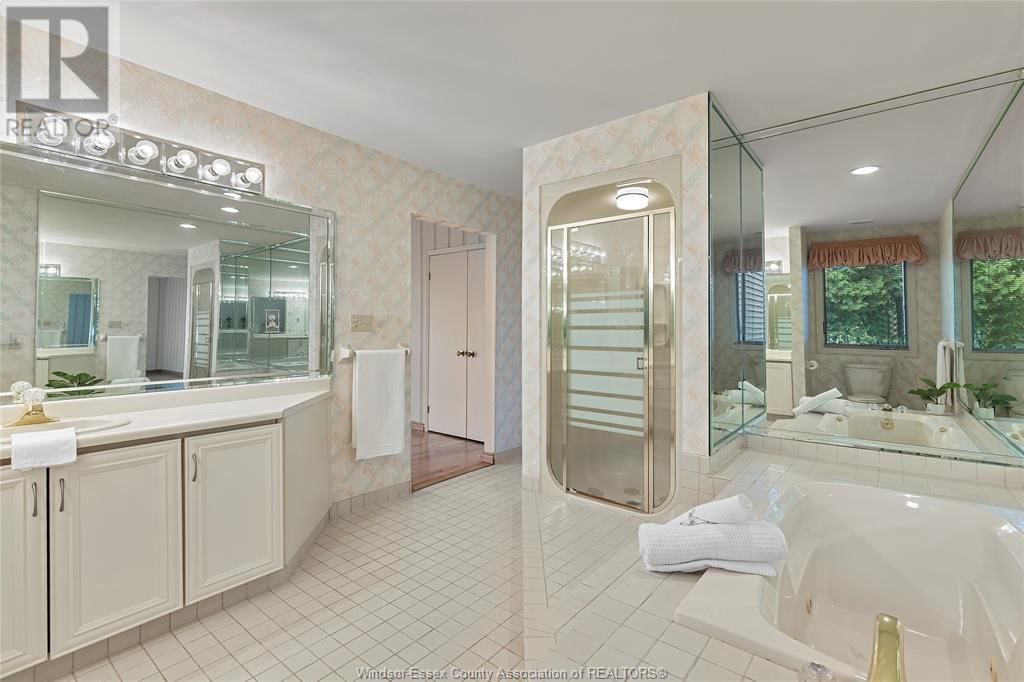 143 MARINE DRIVE Image 21