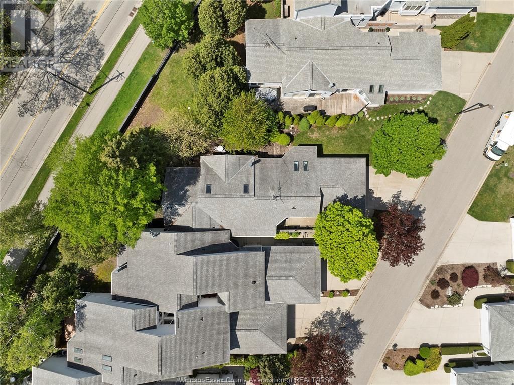 143 MARINE DRIVE Image 39