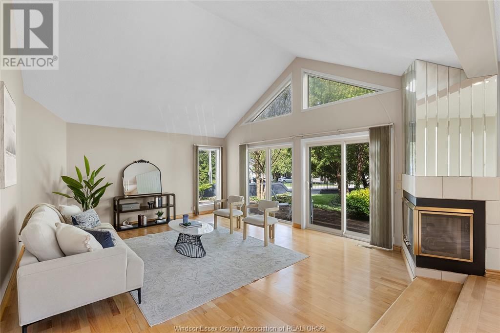 143 MARINE DRIVE Image 8