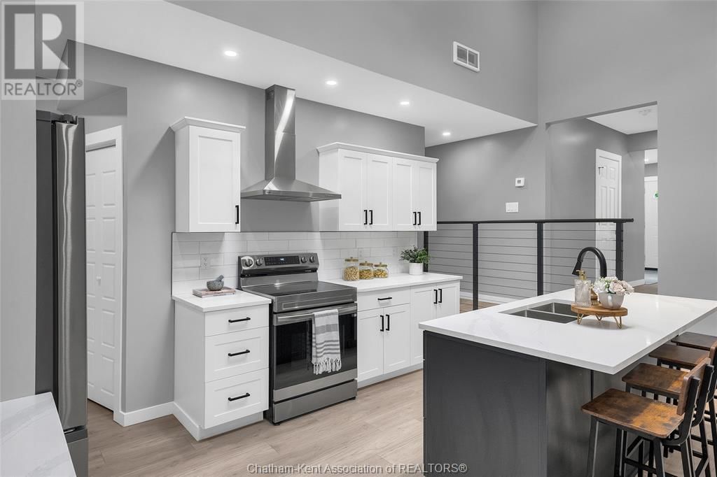 30 MCNAUGHTON AVENUE EAST Image 16