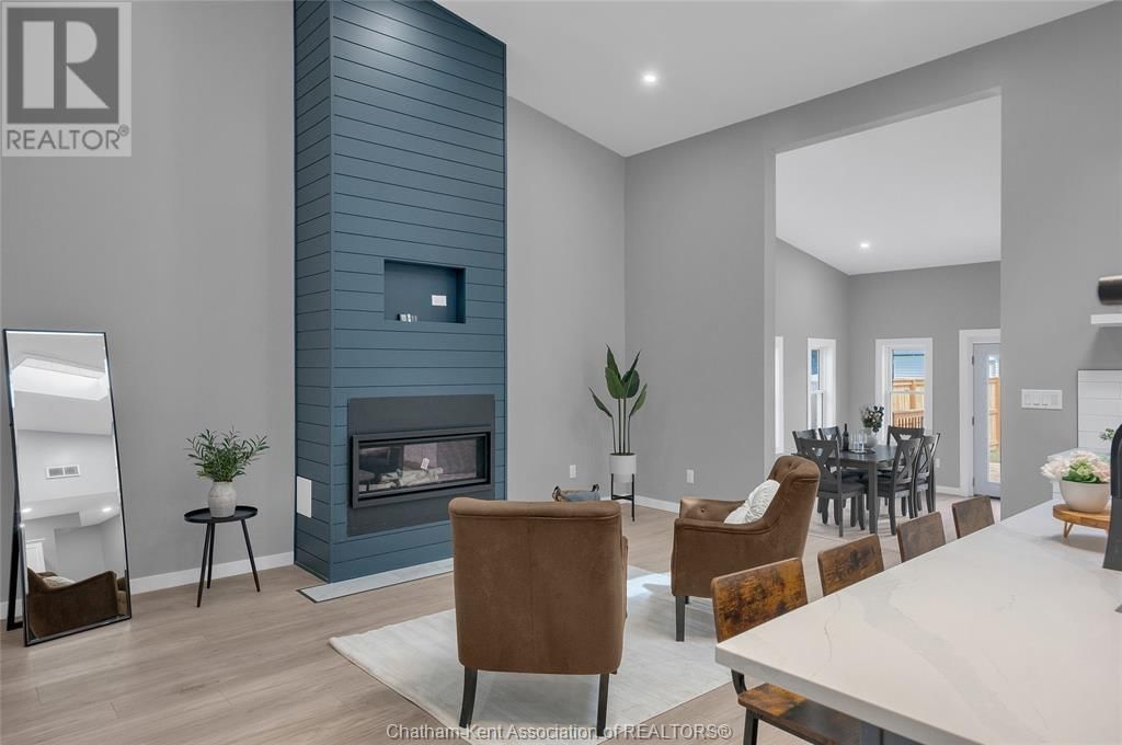 30 MCNAUGHTON AVENUE EAST Image 20