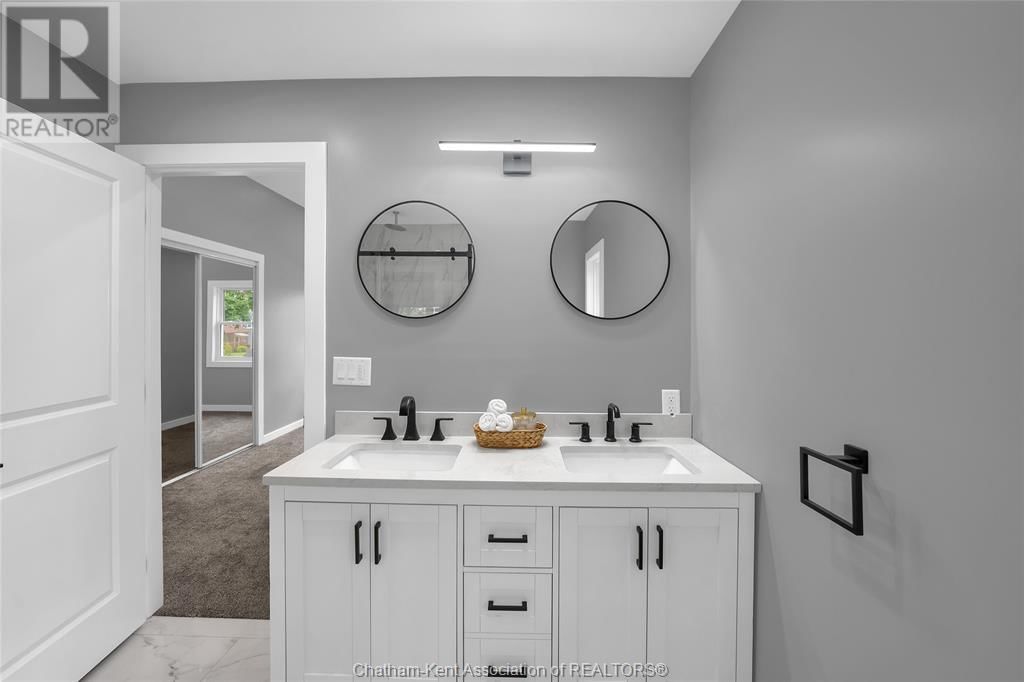 30 MCNAUGHTON AVENUE EAST Image 32