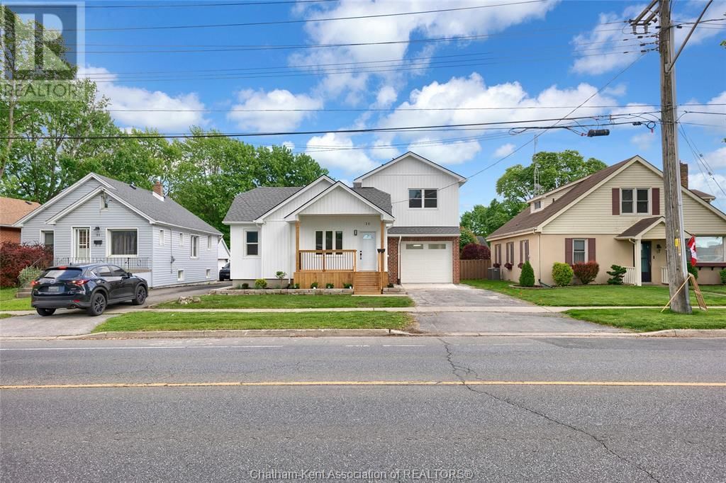 30 MCNAUGHTON AVENUE EAST Image 6