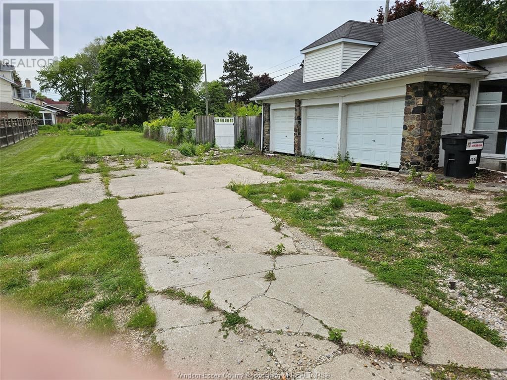 4147 RIVERSIDE DRIVE EAST Image 4