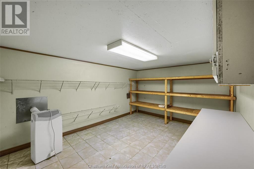 7 CHATHAM STREET SOUTH Image 37