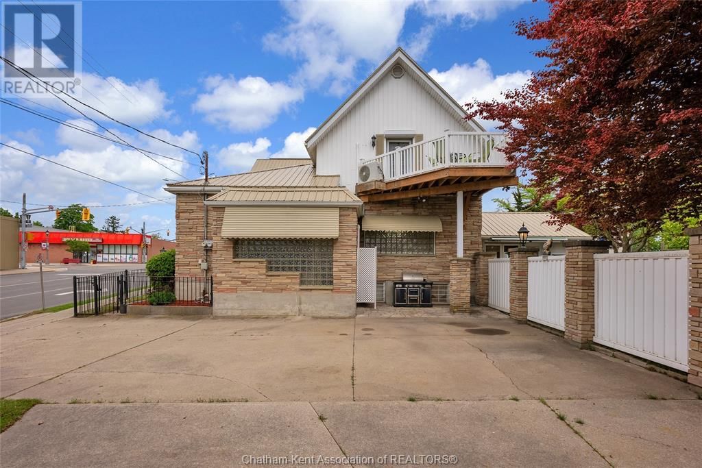 7 CHATHAM STREET SOUTH Image 4
