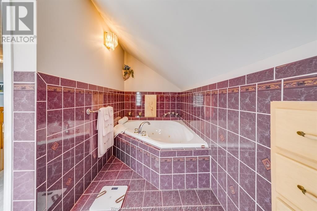 13902 RIVERSIDE DRIVE Image 23