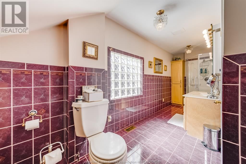 13902 RIVERSIDE DRIVE Image 24