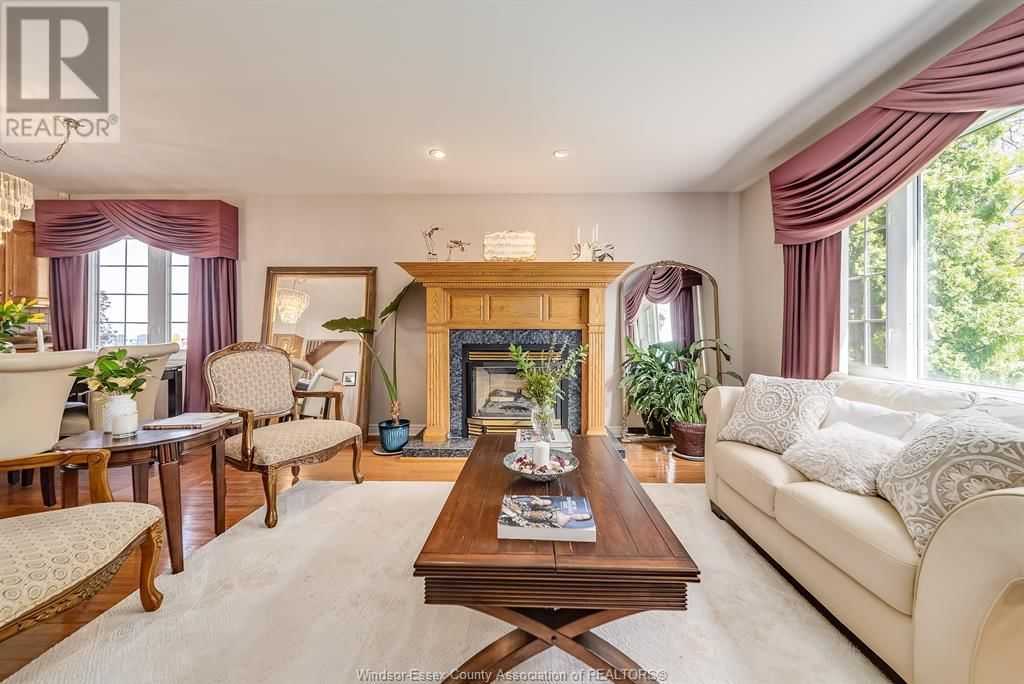13902 RIVERSIDE DRIVE Image 6