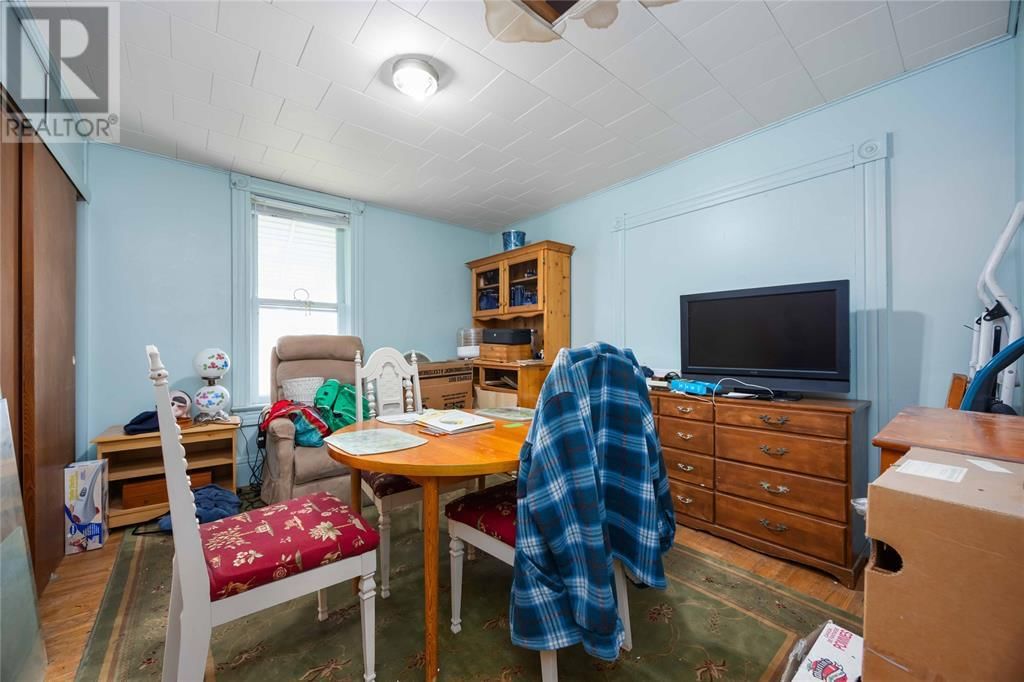 245 DURAND STREET Image 12