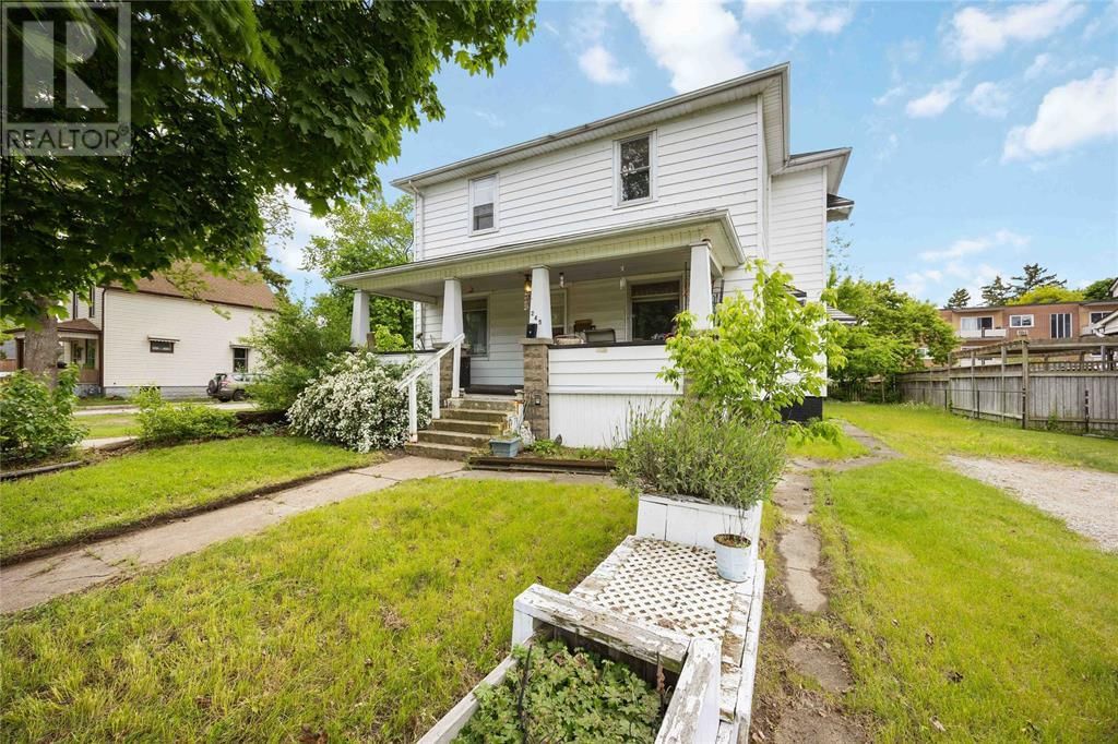 245 DURAND STREET Image 32