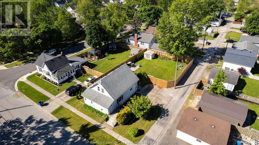 2 LYON AVENUE SOUTH Image 27