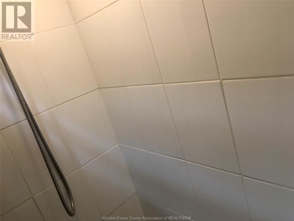 1145 FORD BOULEVARD Image 10