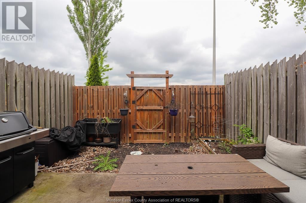 6298 THORNBERRY CRESCENT Image 26