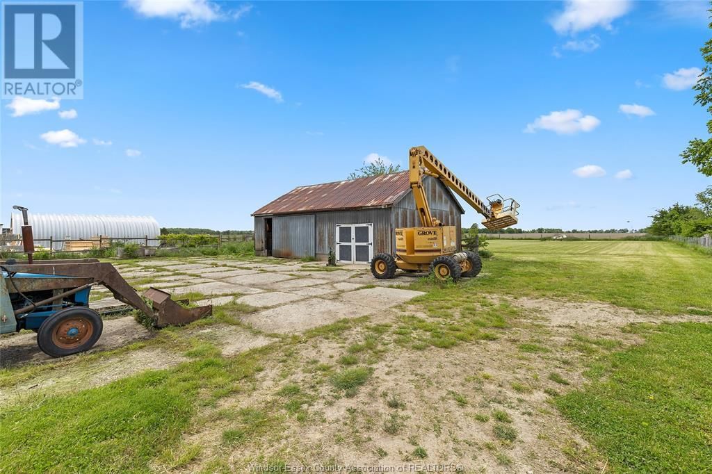 1672 SOUTH MALDEN ROAD Image 32