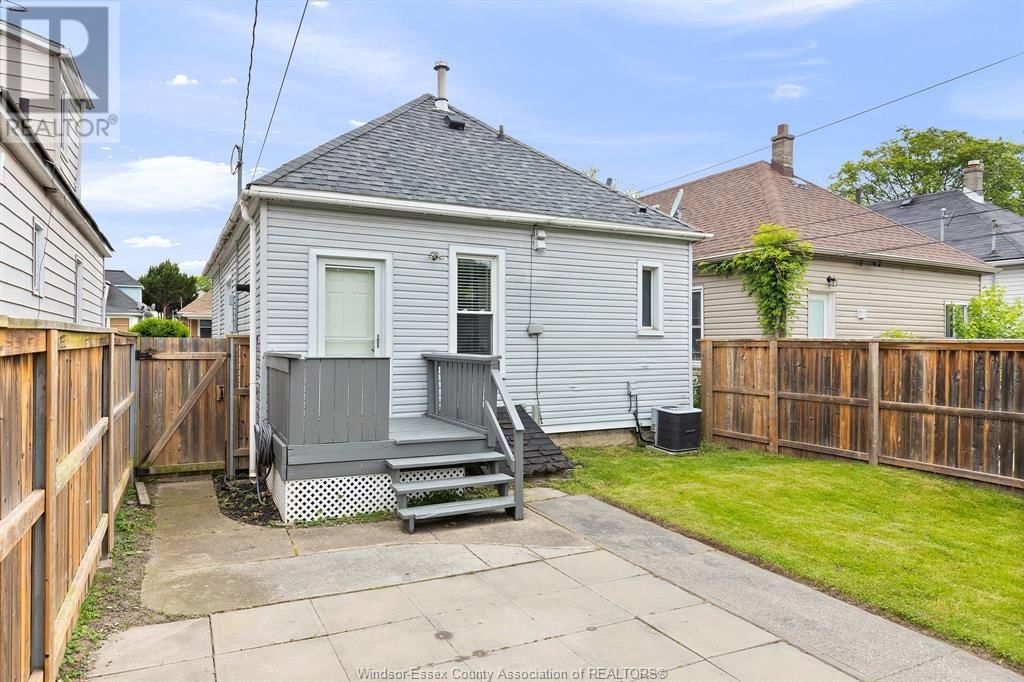 1166 MOY Image 15