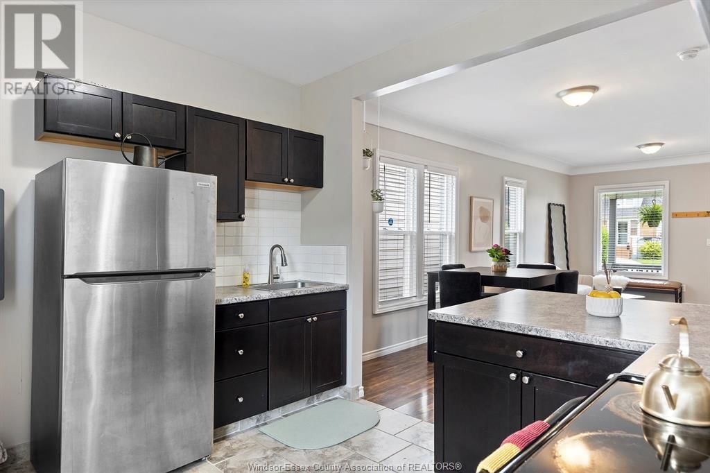 1166 MOY Image 7