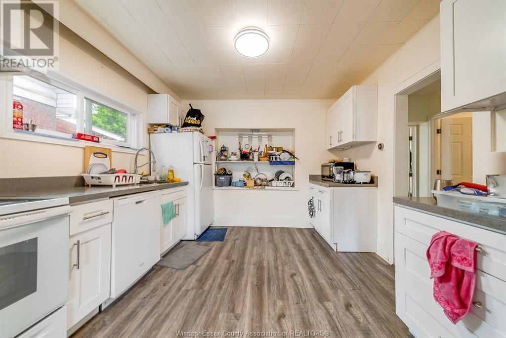 788 JOSEPHINE AVENUE Image 16