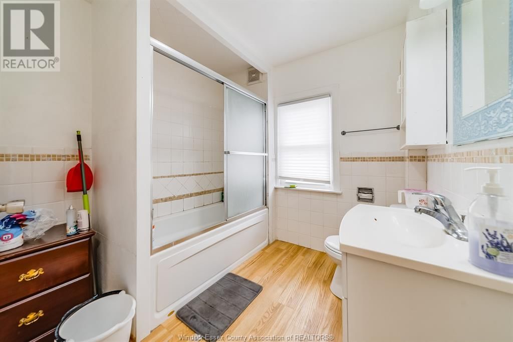 788 JOSEPHINE AVENUE Image 27