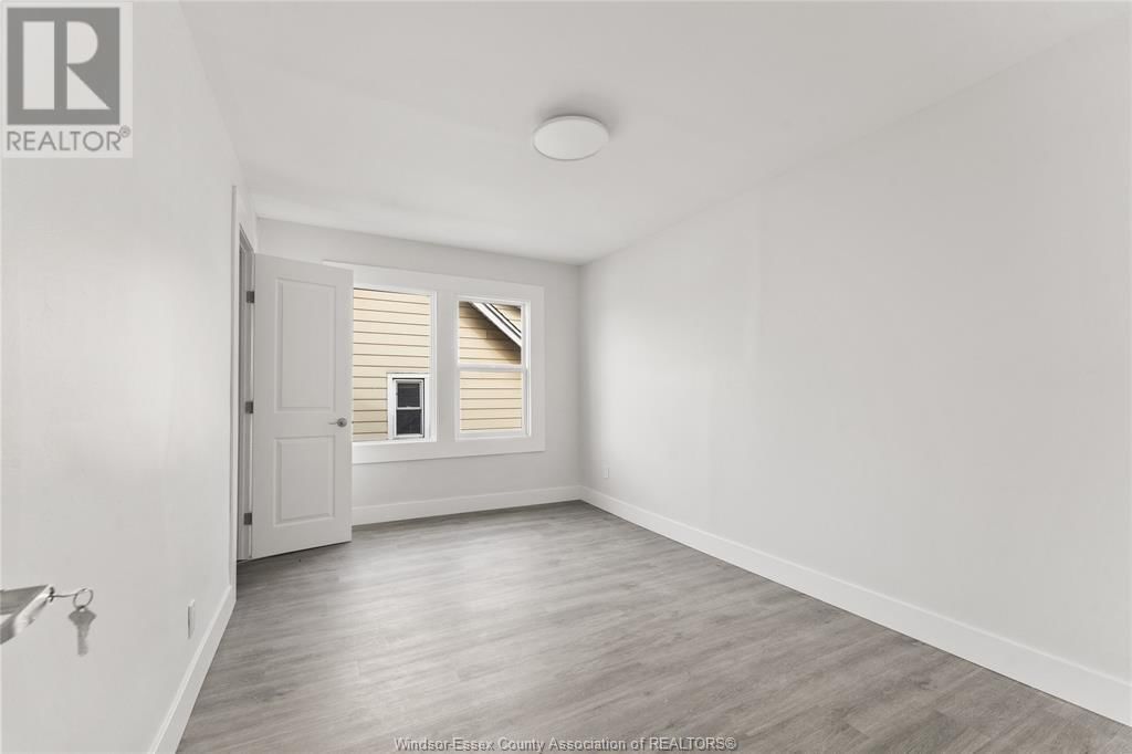 406 PARTINGTON AVENUE Image 26