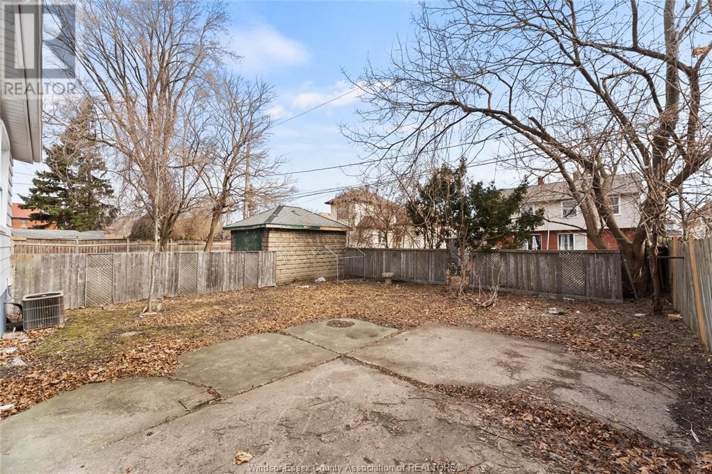 406 PARTINGTON AVENUE Image 32
