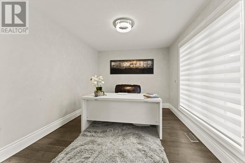 359 ELMGROVE DRIVE Image 22