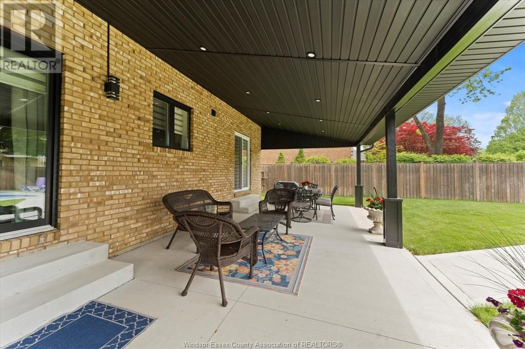 359 ELMGROVE DRIVE Image 37