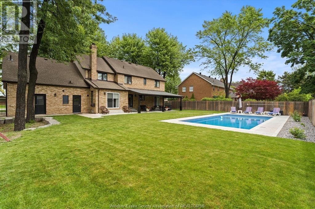 359 ELMGROVE DRIVE Image 40