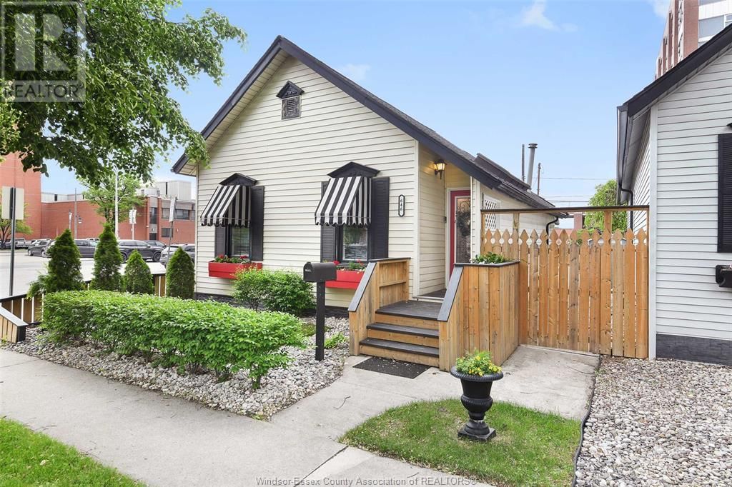 646 ARGYLE Image 1