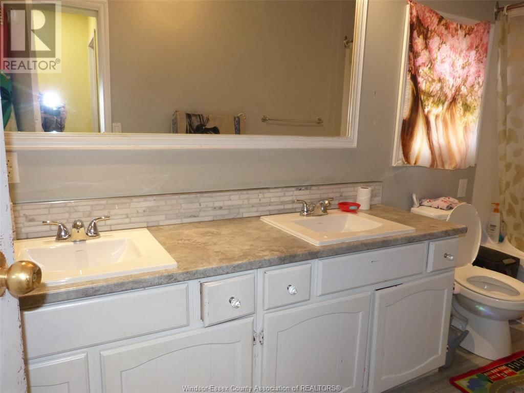 40 ASKEW Image 12