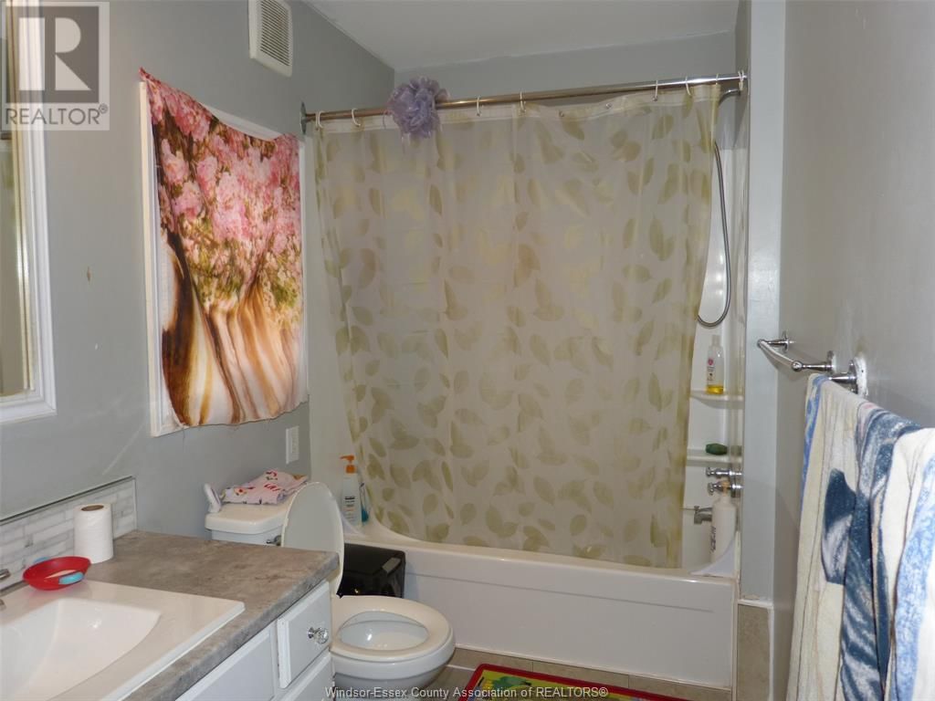 40 ASKEW Image 13