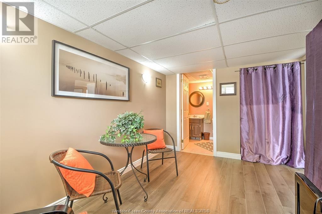 836 MICHAEL DRIVE Image 24