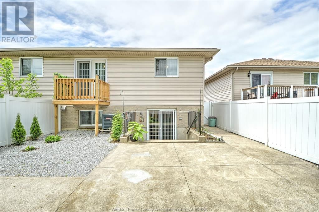836 MICHAEL DRIVE Image 27