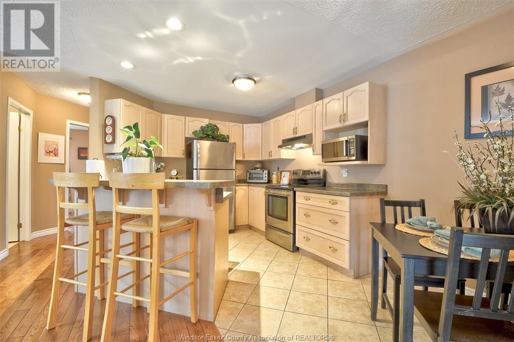 836 MICHAEL DRIVE Image 9
