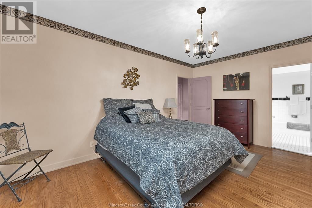226 REEDMERE ROAD Image 23