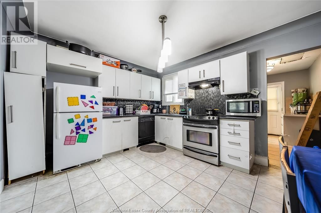 1142 MERCER STREET Image 14