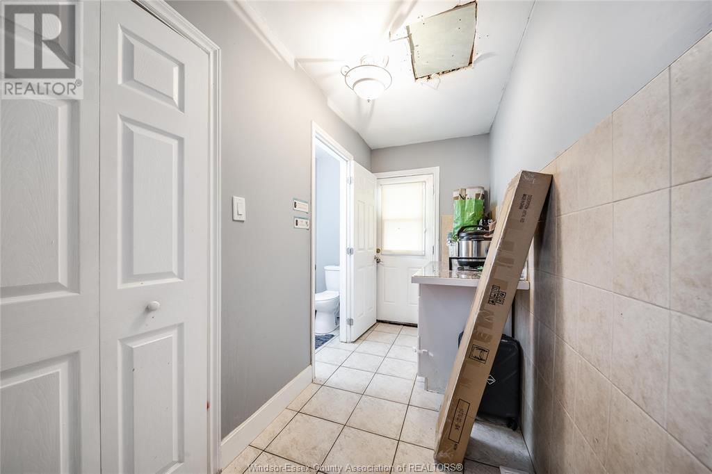 1142 MERCER STREET Image 17
