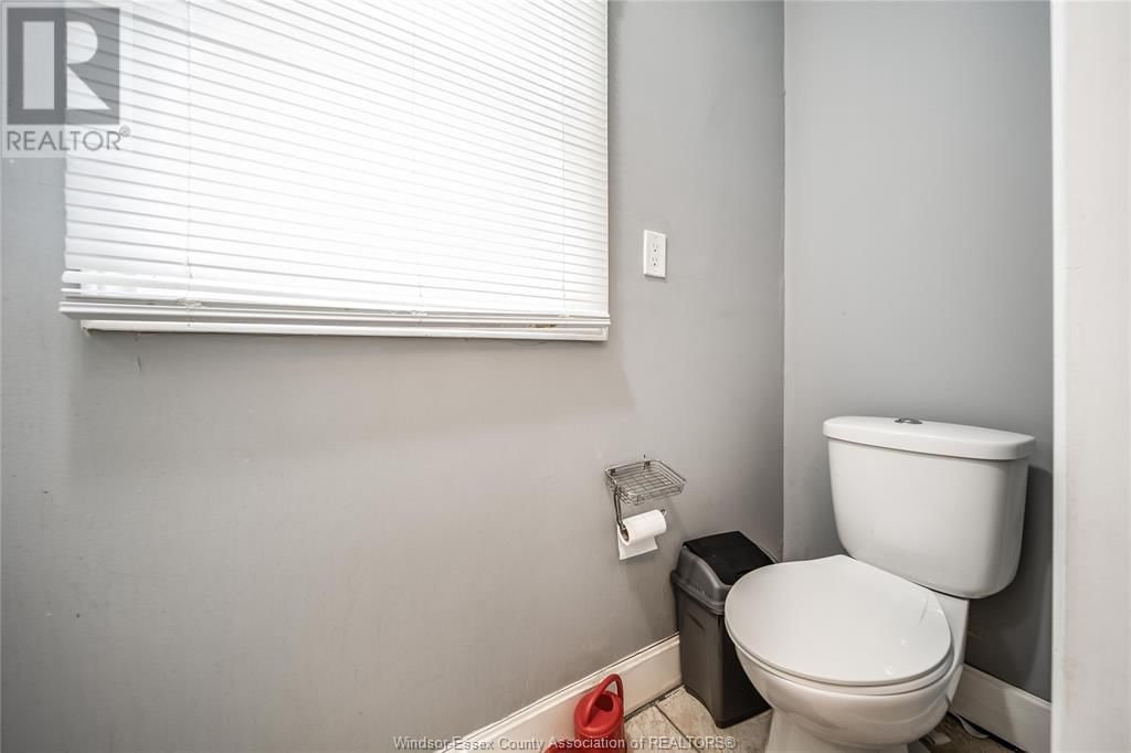 1142 MERCER STREET Image 19