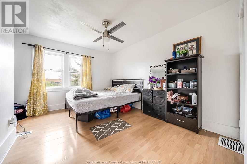 1142 MERCER STREET Image 21