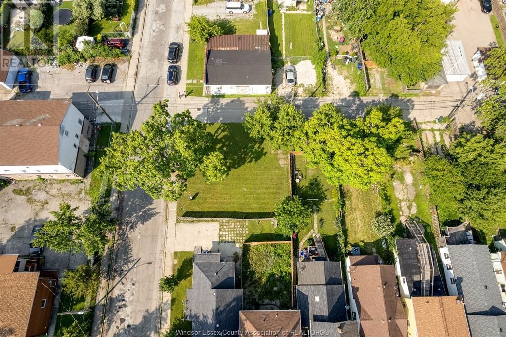 V/L BRANT STREET Image 4