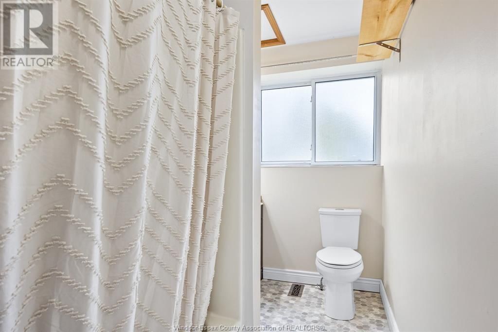 2736 COUNTY RD 42 Image 15