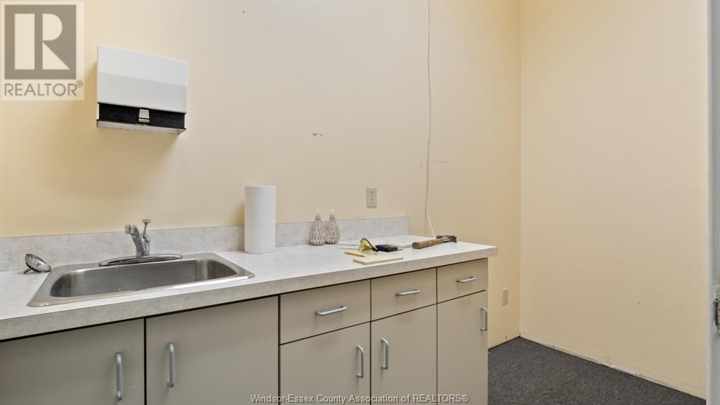 1405-1495 TECUMSEH ROAD WEST Image 13