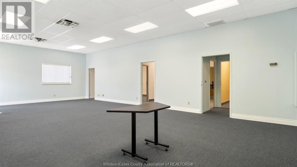 1405-1495 TECUMSEH ROAD WEST Image 21