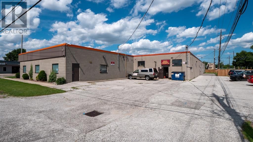 1405-1495 TECUMSEH ROAD WEST Image 35