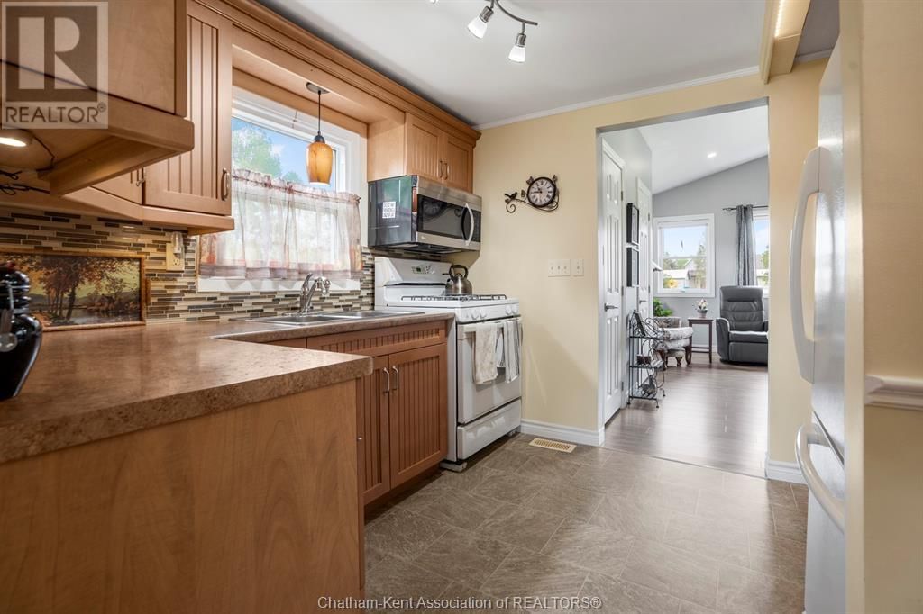 48 ALBERT STREET Image 19