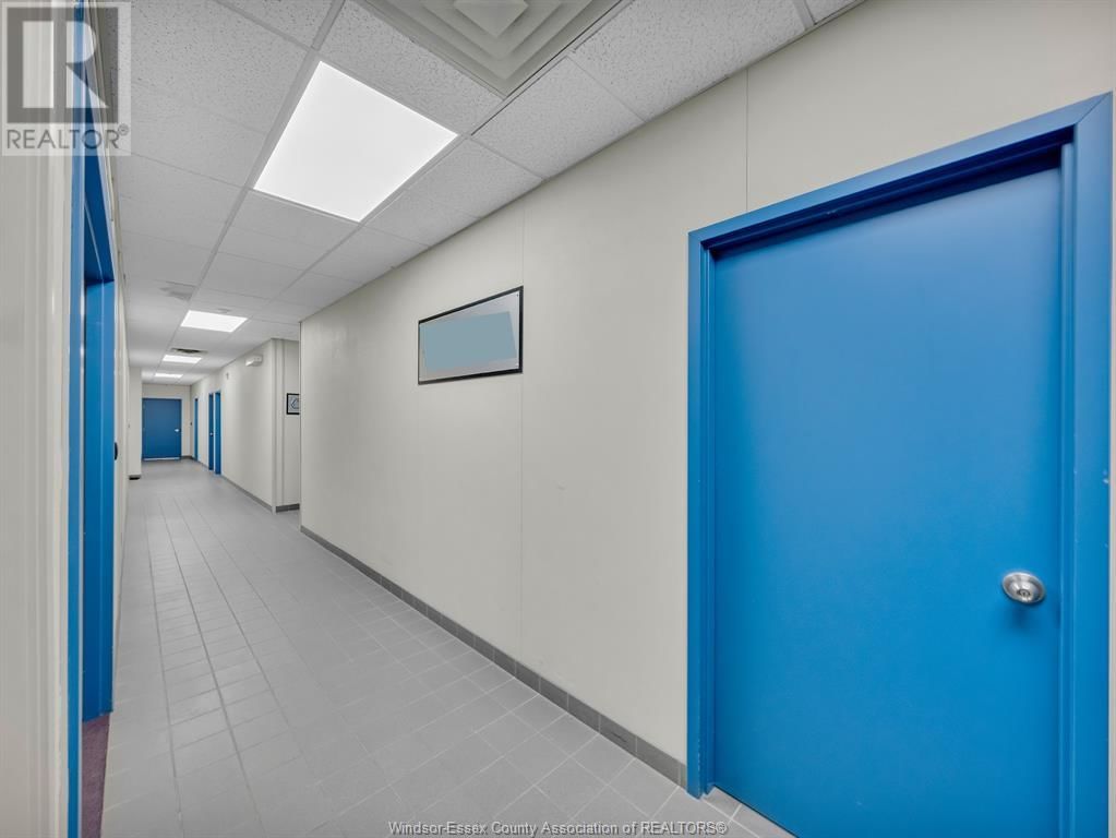 200-B - 3000 TEMPLE DRIVE Image 3