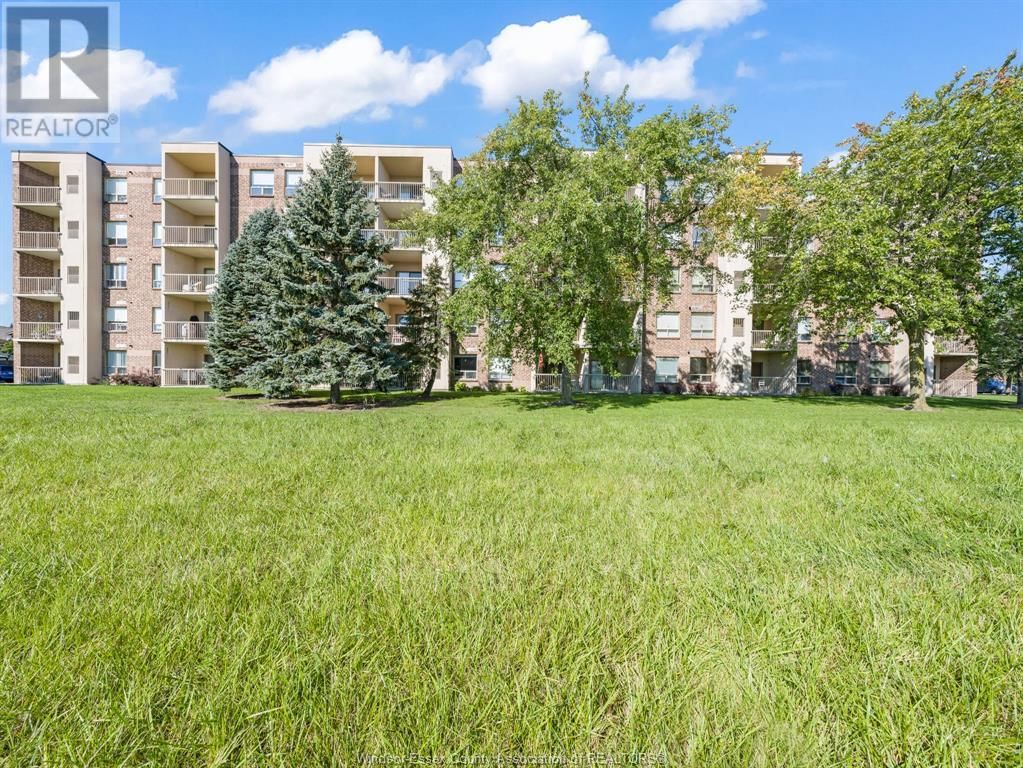210 - 8335 WYANDOTTE STREET EAST Image 35