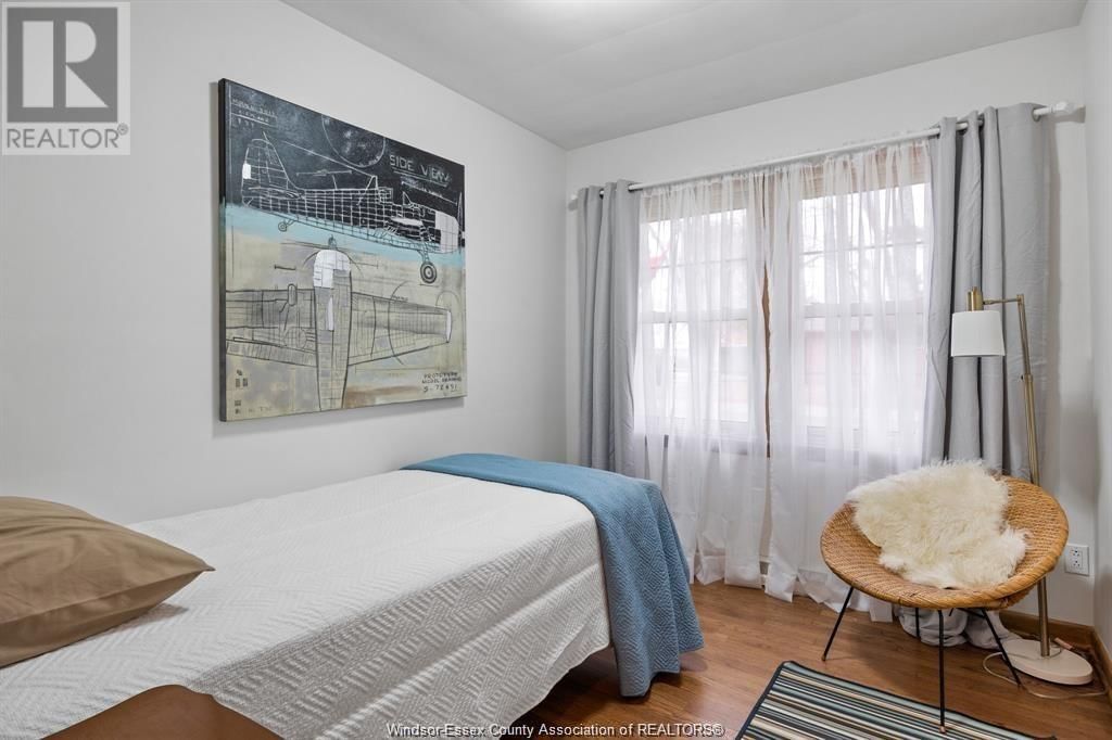 611 LYNN Image 5