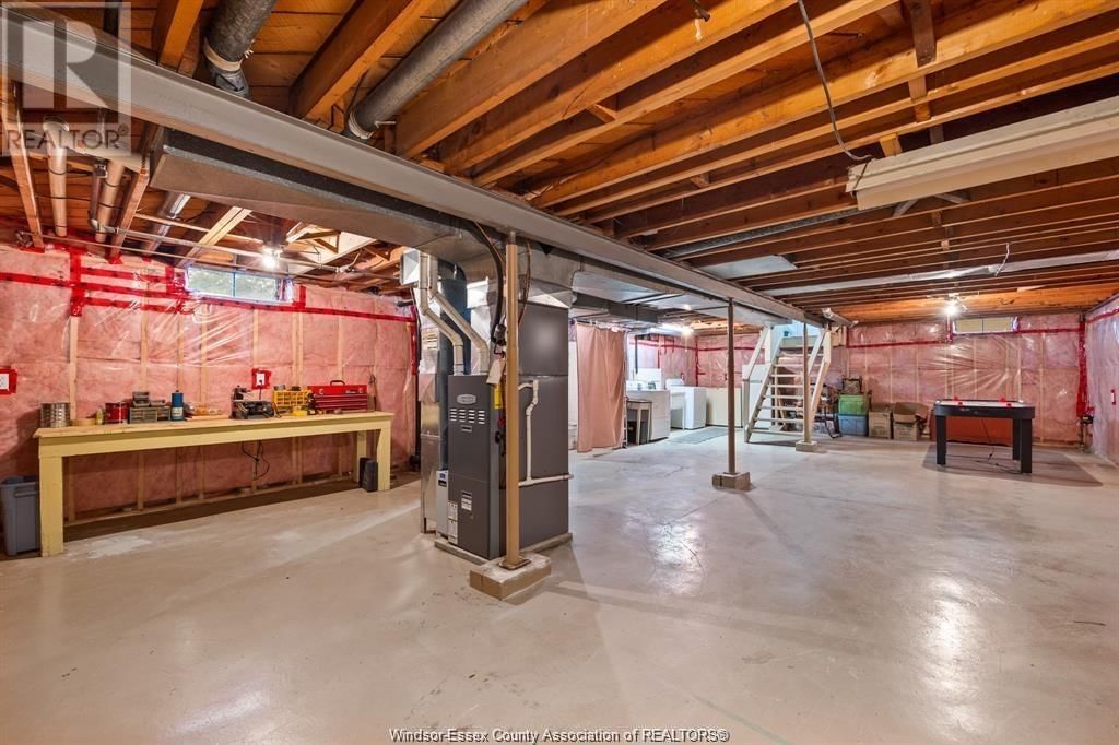 611 LYNN Image 8